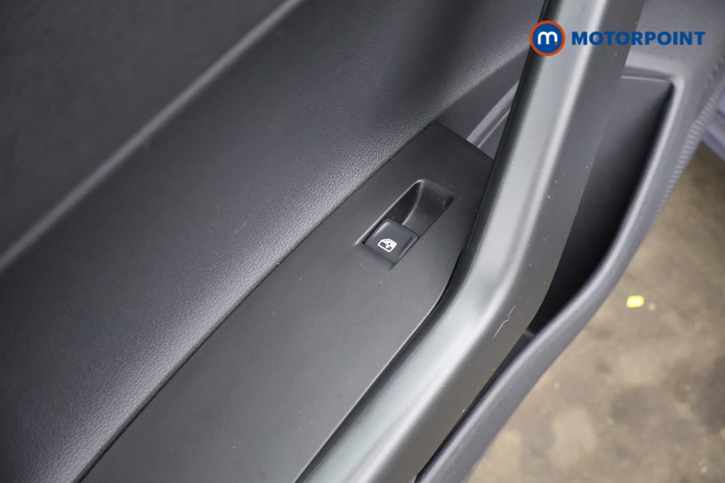 Volkswagen Polo Life Manual Petrol Hatchback - Stock Number (1628263) - 29th supplementary image