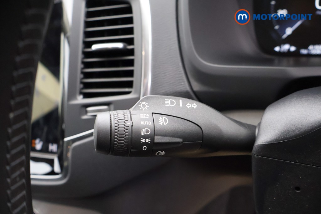 Volvo Xc90 Momentum Automatic Diesel SUV - Stock Number (1628568) - 10th supplementary image