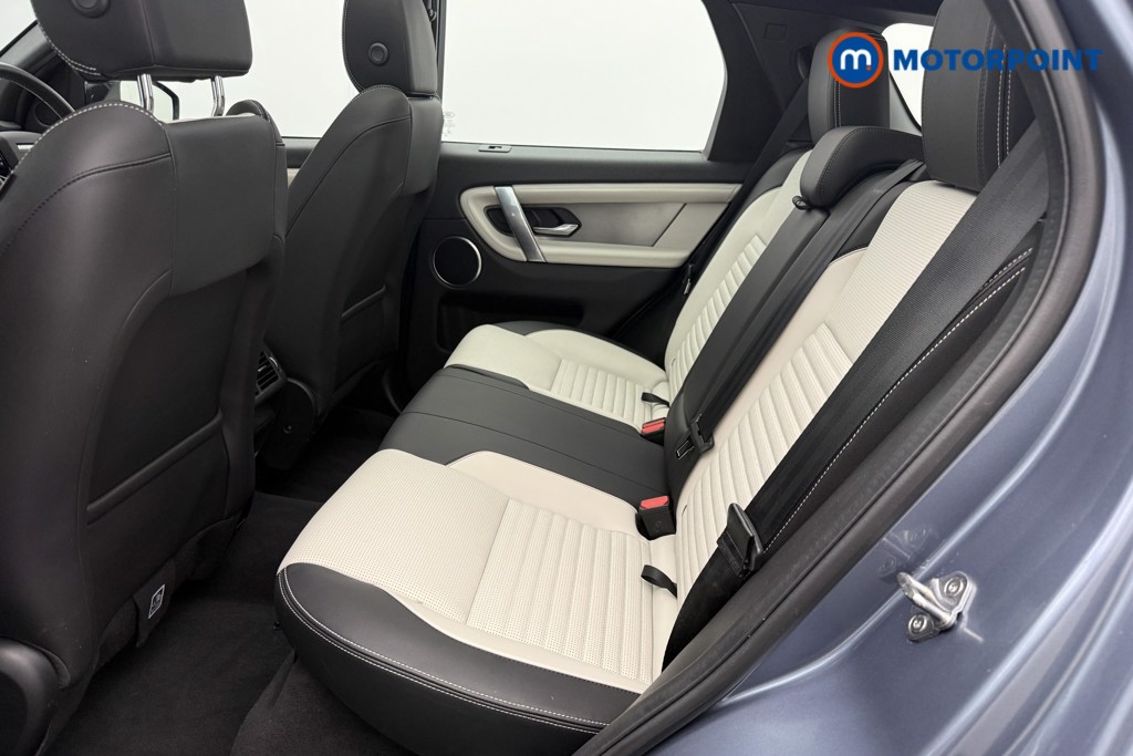 Land Rover Discovery Sport Urban Edition Automatic Petrol Plug-In Hybrid SUV - Stock Number (1629071) - 4th supplementary image