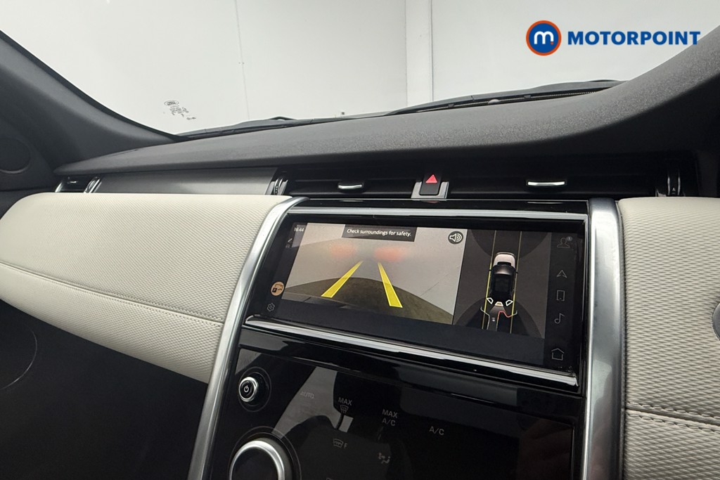 Land Rover Discovery Sport Urban Edition Automatic Petrol Plug-In Hybrid SUV - Stock Number (1629071) - 12th supplementary image