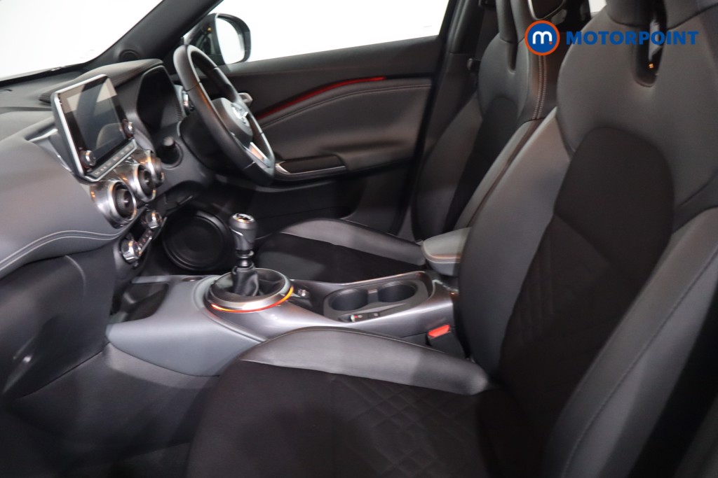 Nissan Juke Tekna Manual Petrol SUV - Stock Number (1629268) - 4th supplementary image
