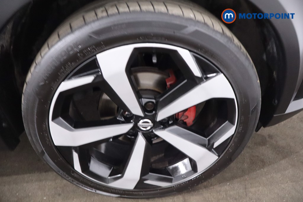 Nissan Juke Tekna Manual Petrol SUV - Stock Number (1629268) - 9th supplementary image