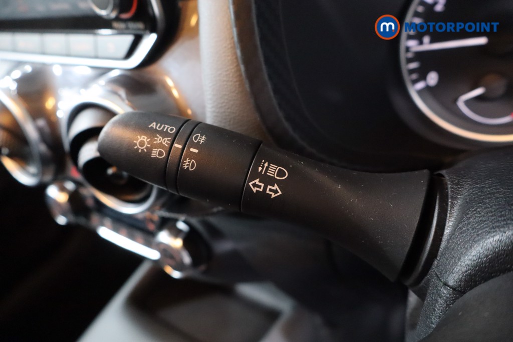 Nissan Juke Tekna Manual Petrol SUV - Stock Number (1629268) - 14th supplementary image