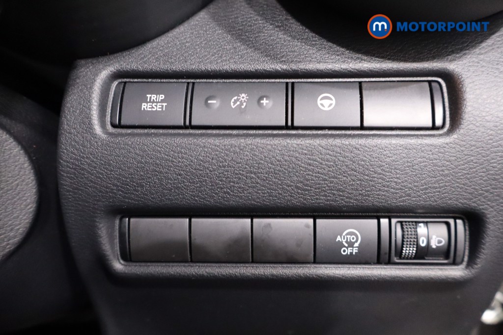 Nissan Juke Tekna Manual Petrol SUV - Stock Number (1629268) - 17th supplementary image