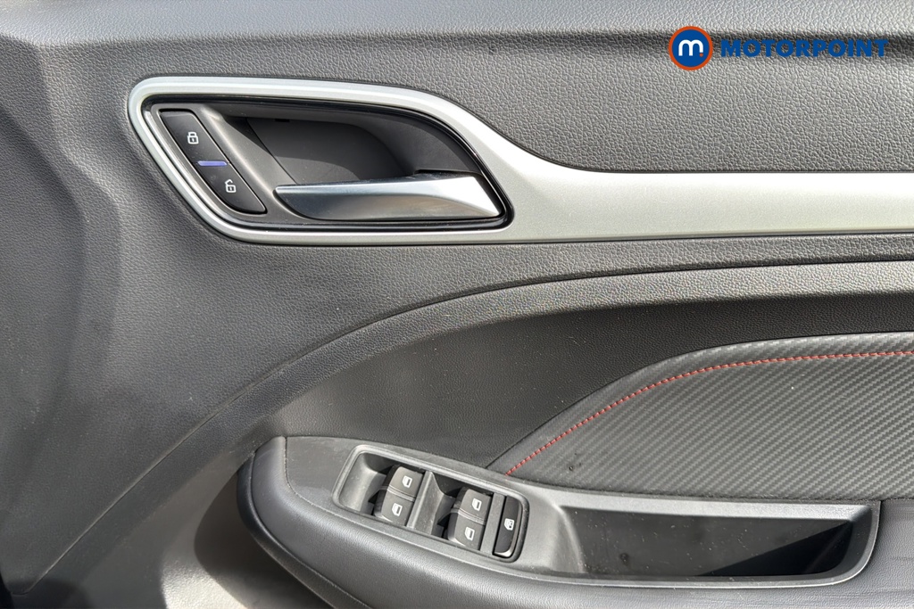 Mg Motor Uk ZS Exclusive Manual Petrol SUV - Stock Number (1629693) - 19th supplementary image