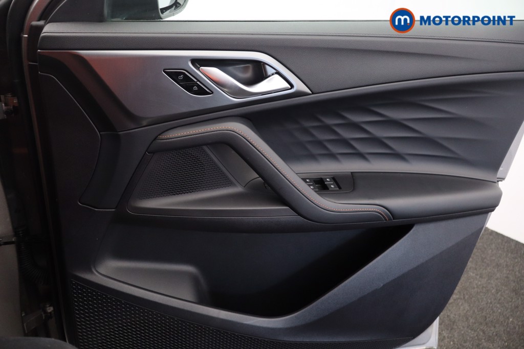 Mg Motor Uk HS Trophy Automatic Petrol-Electric Hybrid SUV - Stock Number (1629814) - 11th supplementary image