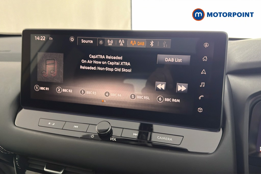 Nissan Qashqai N-Connecta Automatic Petrol-Electric Hybrid SUV - Stock Number (1629875) - 9th supplementary image