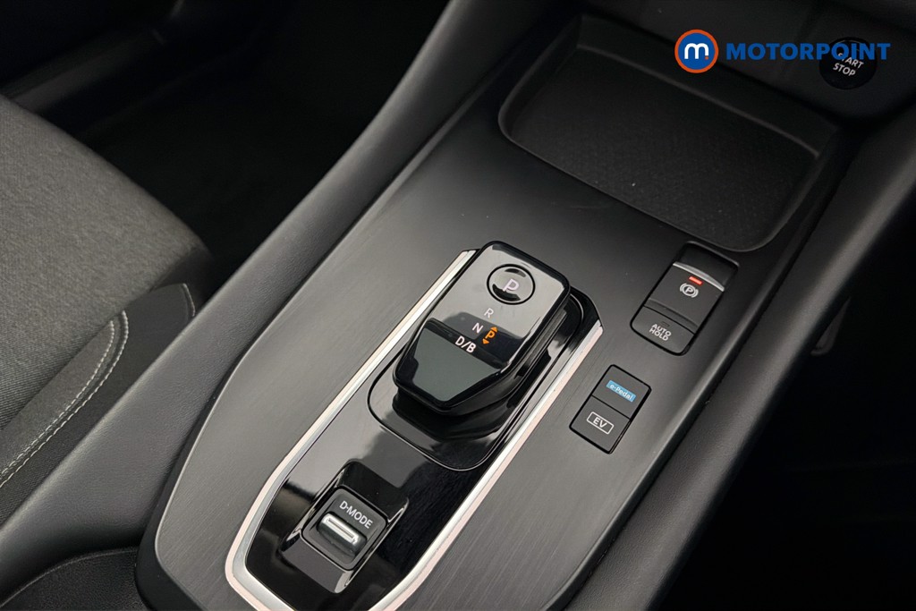 Nissan Qashqai N-Connecta Automatic Petrol-Electric Hybrid SUV - Stock Number (1629875) - 15th supplementary image