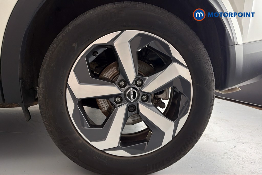 Nissan Qashqai N-Connecta Automatic Petrol-Electric Hybrid SUV - Stock Number (1629875) - 48th supplementary image