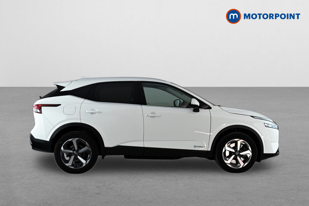 Nissan Qashqai N-Connecta Automatic Petrol-Electric Hybrid SUV - Stock Number (1629875) - Drivers side