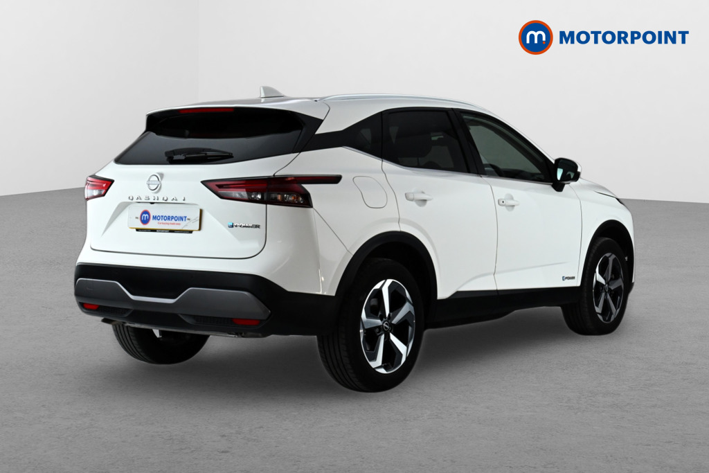 Nissan Qashqai N-Connecta Automatic Petrol-Electric Hybrid SUV - Stock Number (1629875) - Drivers side rear corner