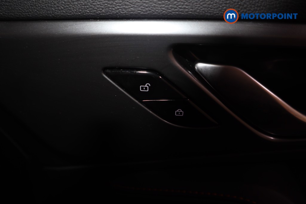 Mg Motor Uk HS Trophy Automatic Petrol-Electric Hybrid SUV - Stock Number (1629996) - 12th supplementary image