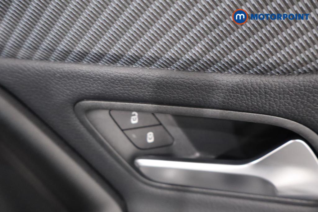 Mercedes-Benz A Class Sport Automatic Diesel Hatchback - Stock Number (1630418) - 10th supplementary image