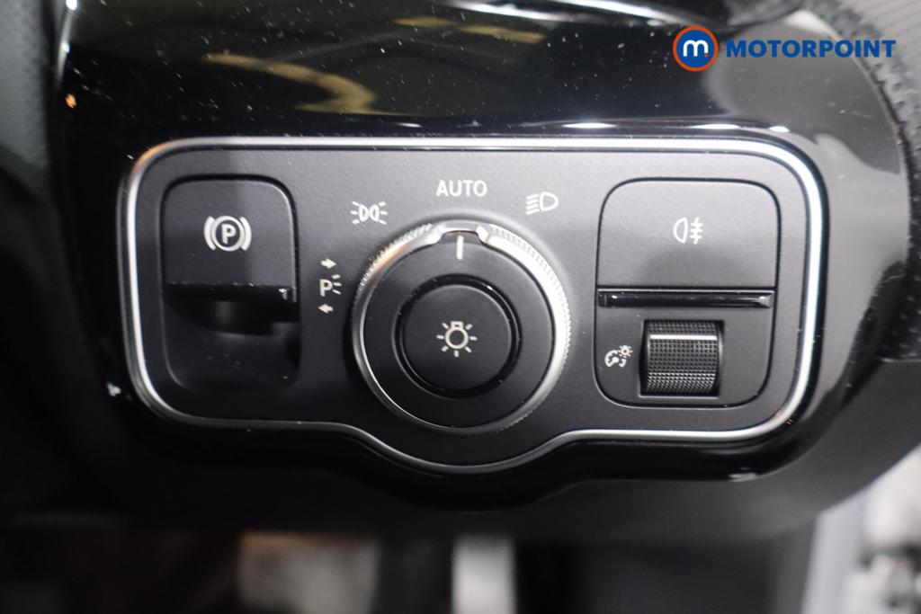 Mercedes-Benz A Class Sport Automatic Diesel Hatchback - Stock Number (1630418) - 13th supplementary image