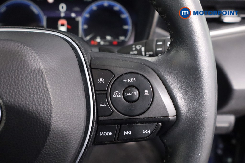 Toyota Corolla Excel Automatic Petrol-Electric Hybrid Estate - Stock Number (1630429) - 8th supplementary image