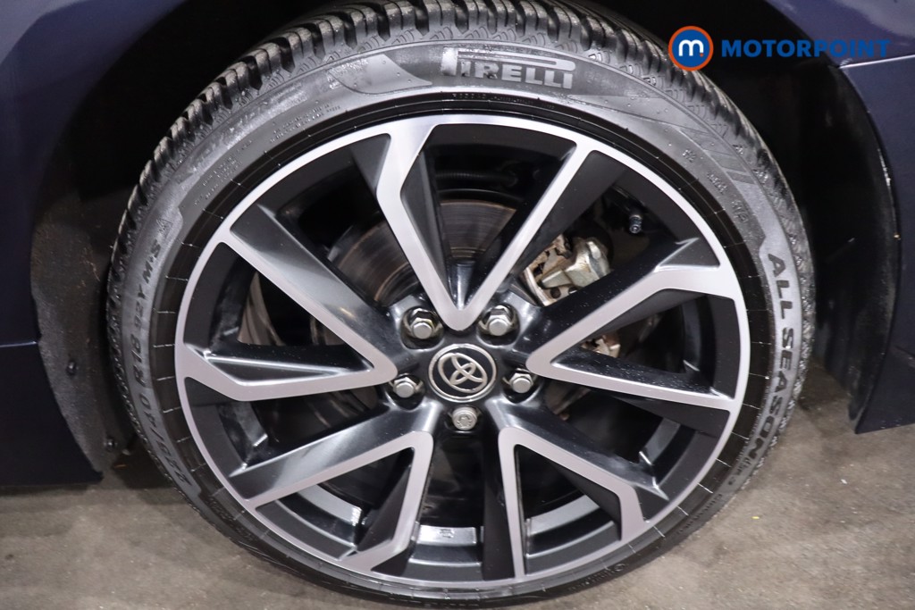 Toyota Corolla Excel Automatic Petrol-Electric Hybrid Estate - Stock Number (1630429) - 12th supplementary image