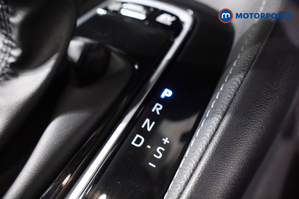 Toyota Corolla Excel Automatic Petrol-Electric Hybrid Estate - Stock Number (1630429) - 21st supplementary image