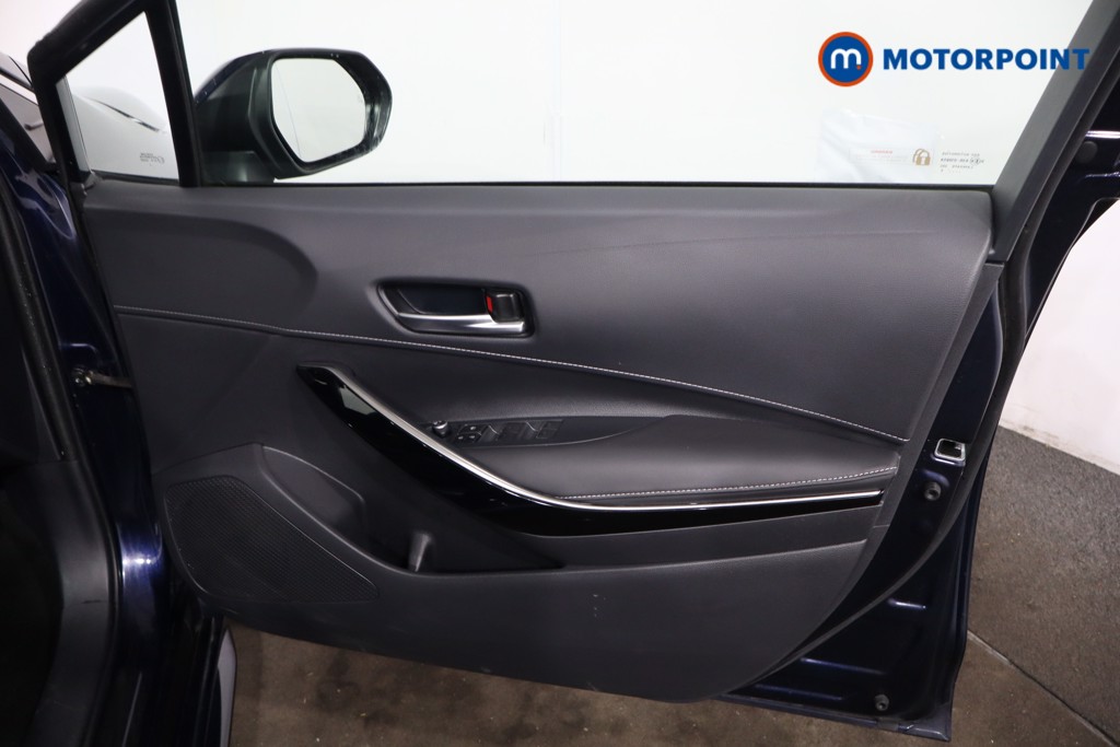 Toyota Corolla Excel Automatic Petrol-Electric Hybrid Estate - Stock Number (1630429) - 26th supplementary image