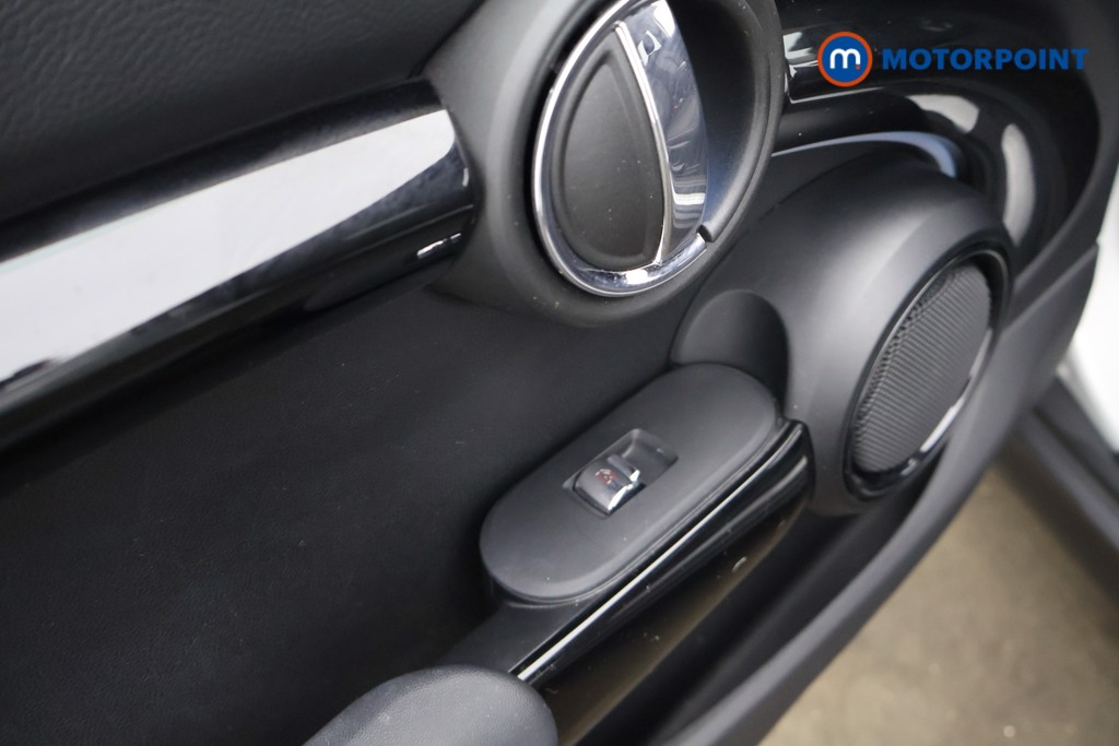 Mini Hatchback Cooper Classic Automatic Petrol Hatchback - Stock Number (1630549) - 24th supplementary image