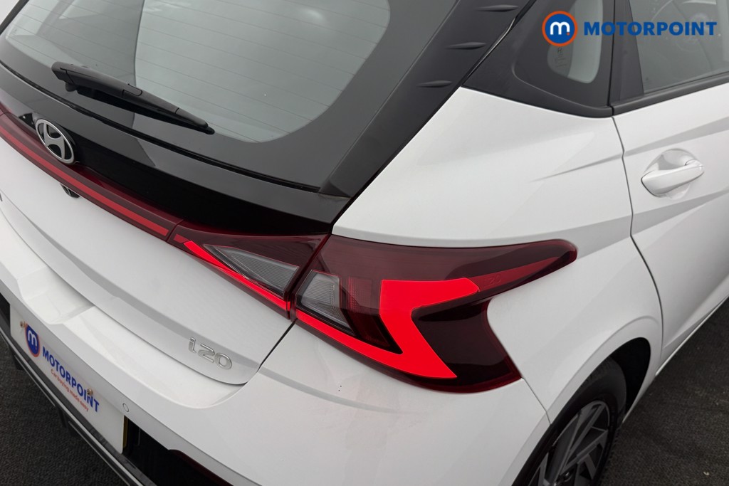 Hyundai I20 Advance Automatic Petrol Hatchback - Stock Number (1610885) - 22nd supplementary image