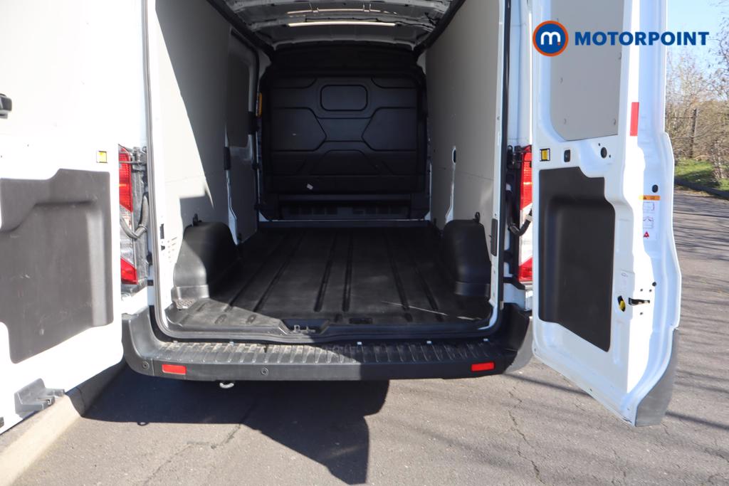 Ford Transit Limited Automatic Diesel Medium Roof Van - Stock Number (1611391) - 5th supplementary image