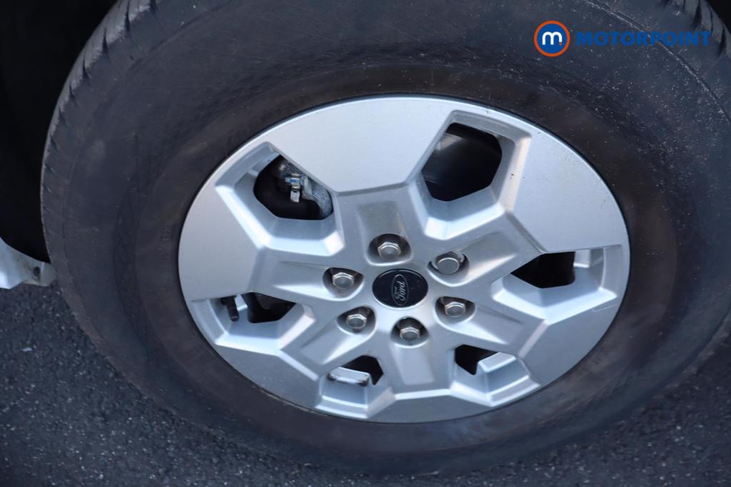 Ford Transit Limited Automatic Diesel Medium Roof Van - Stock Number (1611391) - 6th supplementary image