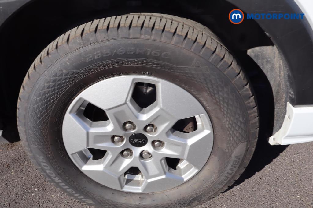 Ford Transit Limited Automatic Diesel Medium Roof Van - Stock Number (1611391) - 7th supplementary image