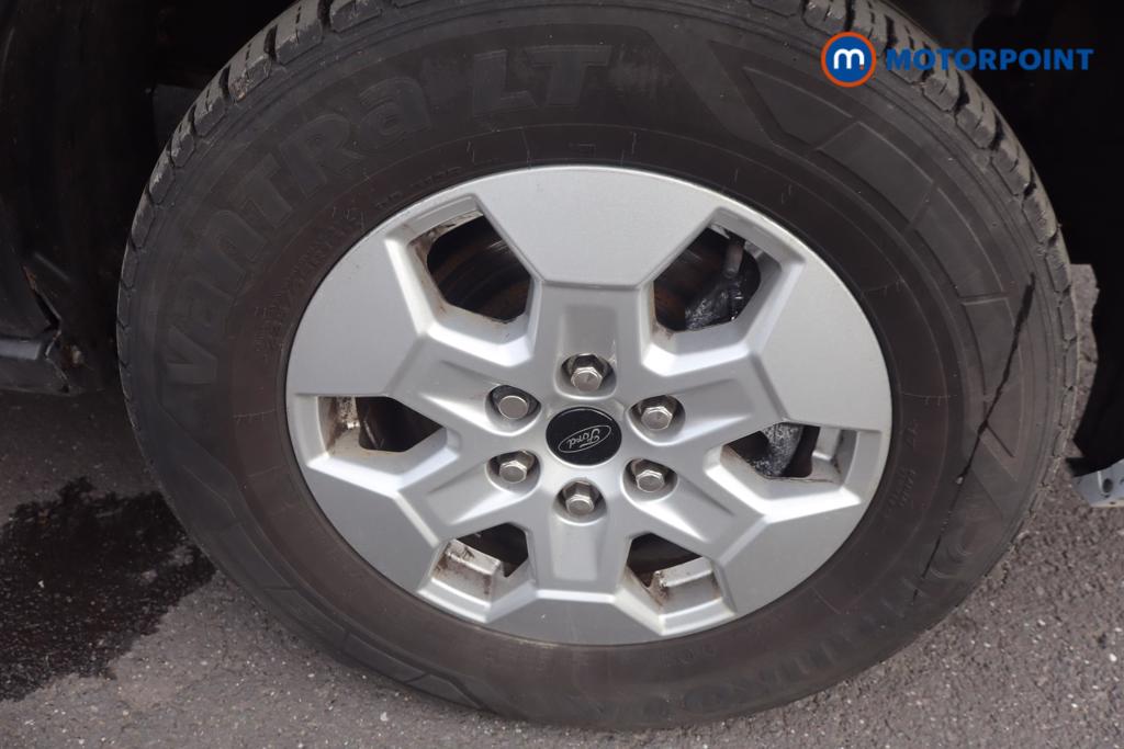 Ford Transit Limited Automatic Diesel Medium Roof Van - Stock Number (1611413) - 6th supplementary image