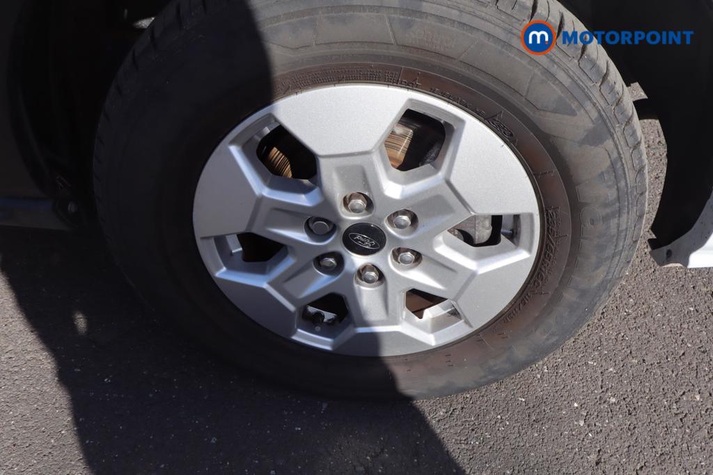 Ford Transit Limited Automatic Diesel Medium Roof Van - Stock Number (1611449) - 3rd supplementary image