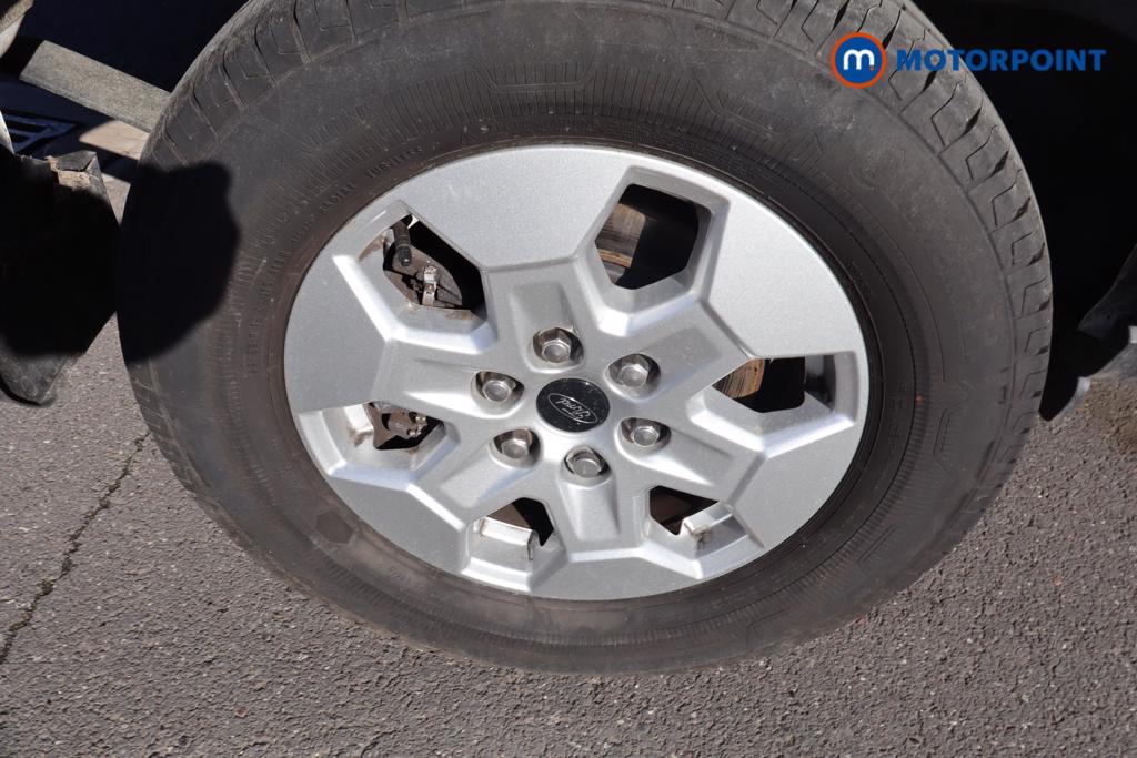 Ford Transit Limited Automatic Diesel Medium Roof Van - Stock Number (1611449) - 6th supplementary image