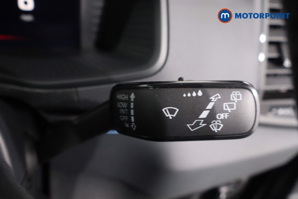 Skoda Karoq Sportline Edition Automatic Petrol SUV - Stock Number (1612768) - 15th supplementary image