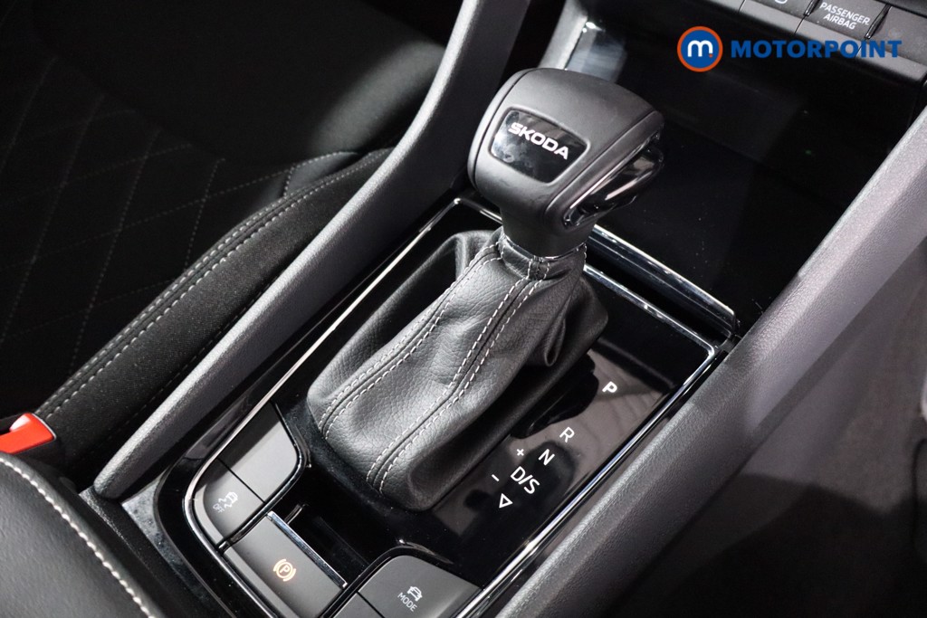 Skoda Karoq Sportline Edition Automatic Petrol SUV - Stock Number (1612768) - 18th supplementary image