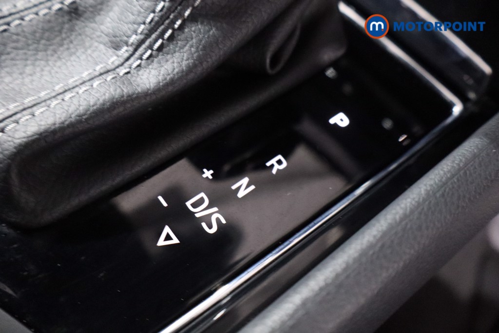 Skoda Karoq Sportline Edition Automatic Petrol SUV - Stock Number (1612768) - 19th supplementary image