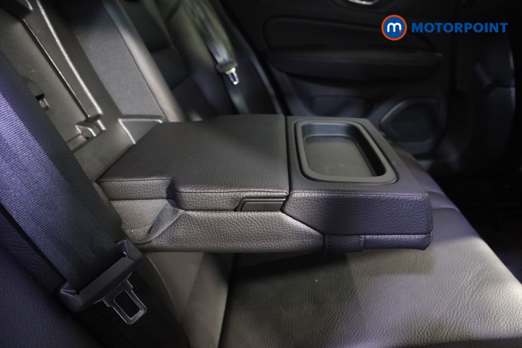 Volvo V60 Cross Country Automatic Petrol Estate - Stock Number (1615953) - 18th supplementary image