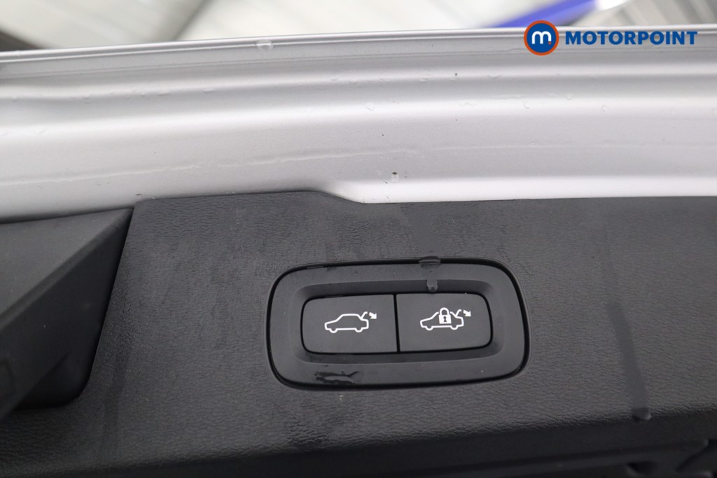 Volvo V60 Cross Country Automatic Petrol Estate - Stock Number (1615953) - 22nd supplementary image