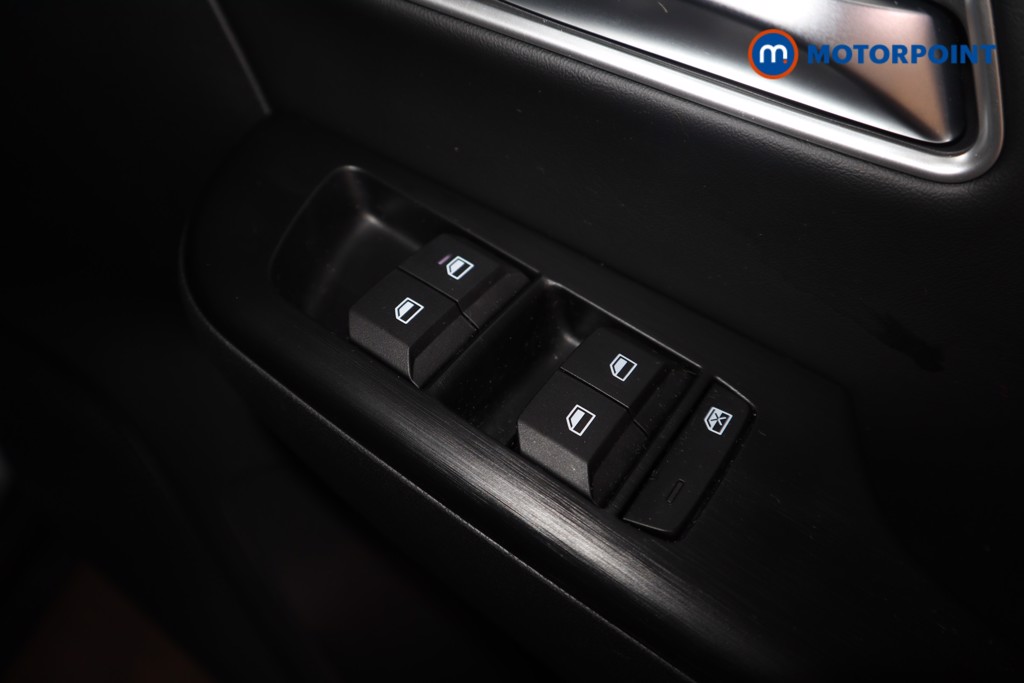 Mg Motor Uk ZS Trophy Automatic Petrol-Electric Hybrid SUV - Stock Number (1616902) - 13th supplementary image