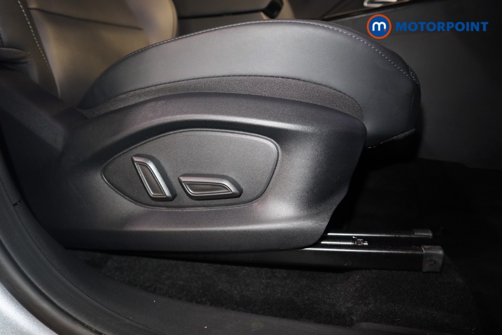 Mg Motor Uk ZS Trophy Automatic Petrol-Electric Hybrid SUV - Stock Number (1616902) - 14th supplementary image