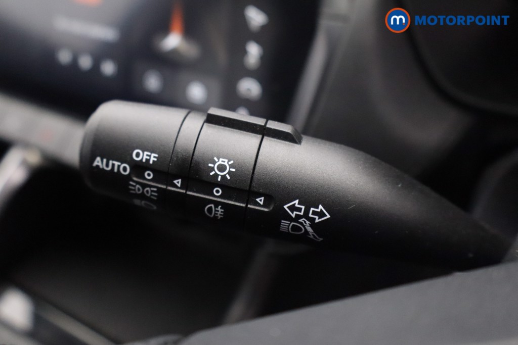 Mg Motor Uk ZS Trophy Automatic Petrol-Electric Hybrid SUV - Stock Number (1617131) - 18th supplementary image