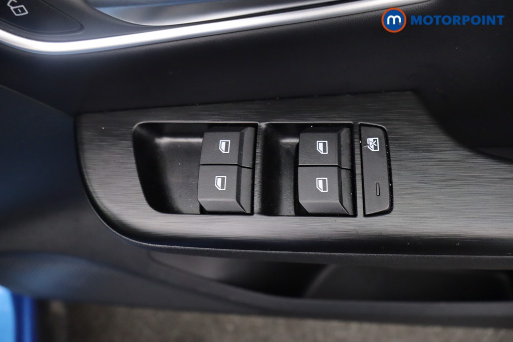 Mg Motor Uk ZS Trophy Automatic Petrol-Electric Hybrid SUV - Stock Number (1617131) - 23rd supplementary image