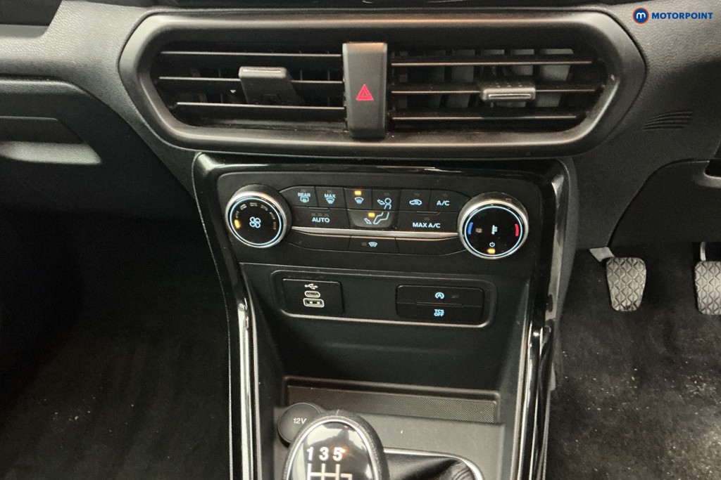 Ford Ecosport Titanium Manual Petrol SUV - Stock Number (1617828) - 18th supplementary image