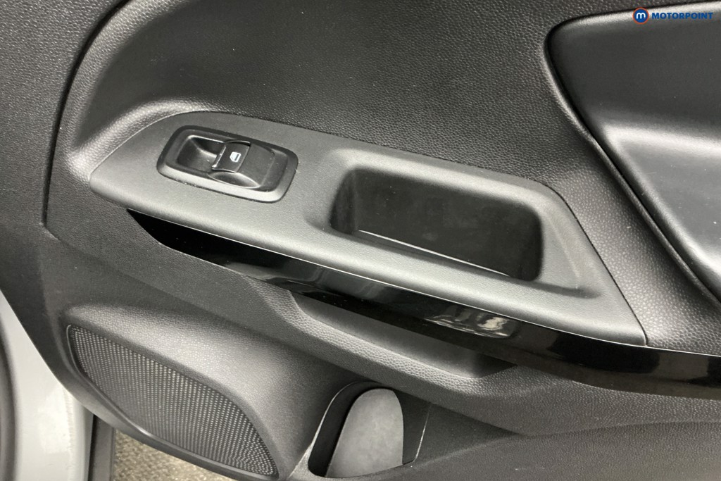 Ford Ecosport Titanium Manual Petrol SUV - Stock Number (1617828) - 29th supplementary image