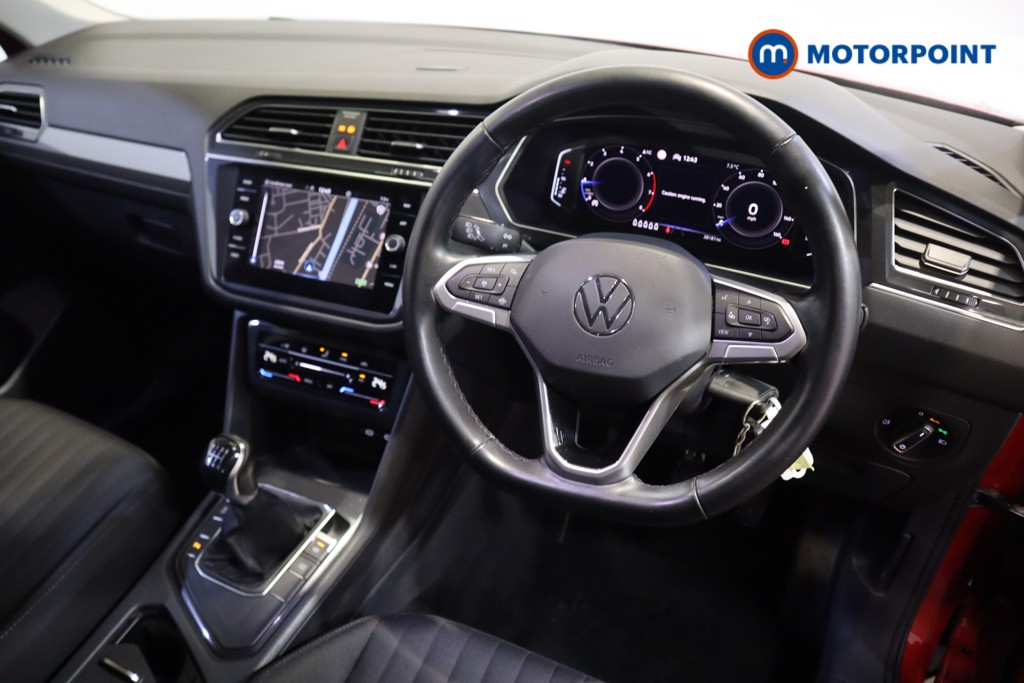 Volkswagen Tiguan Allspace Life Manual Petrol SUV - Stock Number (1618727) - 1st supplementary image