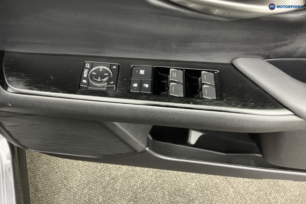 Lexus UX F-Sport Automatic Petrol-Electric Hybrid SUV - Stock Number (1618818) - 32nd supplementary image