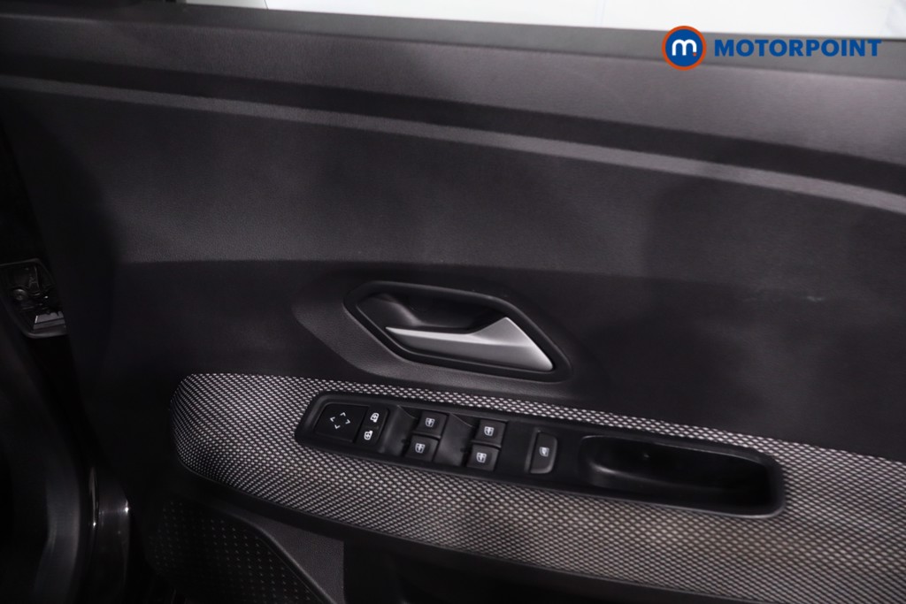 Dacia Sandero Expression Manual Petrol Hatchback - Stock Number (1619016) - 21st supplementary image