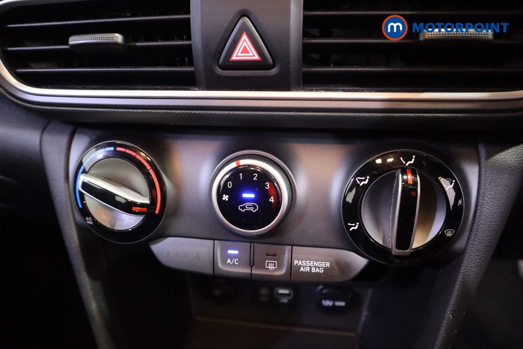 Hyundai Kona SE Manual Petrol SUV - Stock Number (1619952) - 6th supplementary image