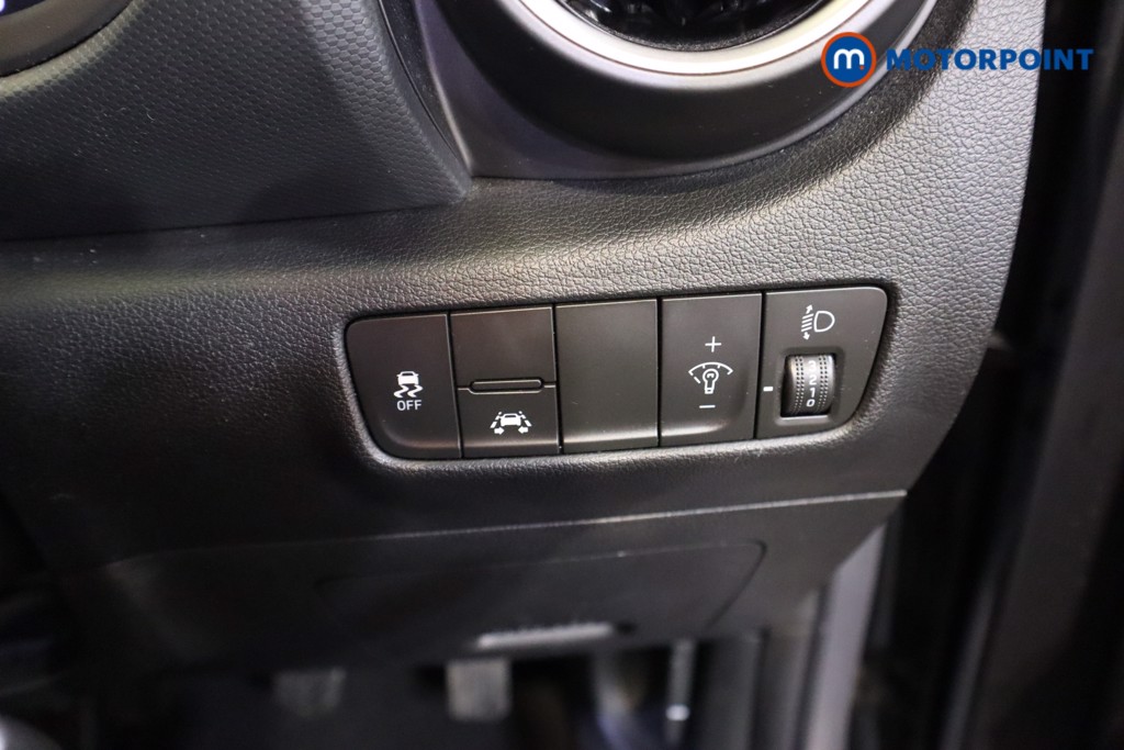 Hyundai Kona SE Manual Petrol SUV - Stock Number (1619952) - 13th supplementary image