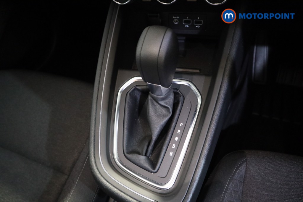 Renault Clio Evolution Automatic Petrol-Electric Hybrid Hatchback - Stock Number (1620762) - 10th supplementary image