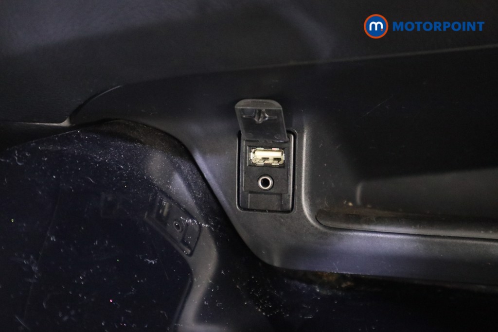 Toyota C-Hr Excel Manual Petrol SUV - Stock Number (1621536) - 9th supplementary image