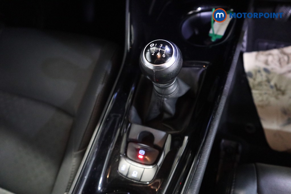 Toyota C-Hr Excel Manual Petrol SUV - Stock Number (1621536) - 10th supplementary image