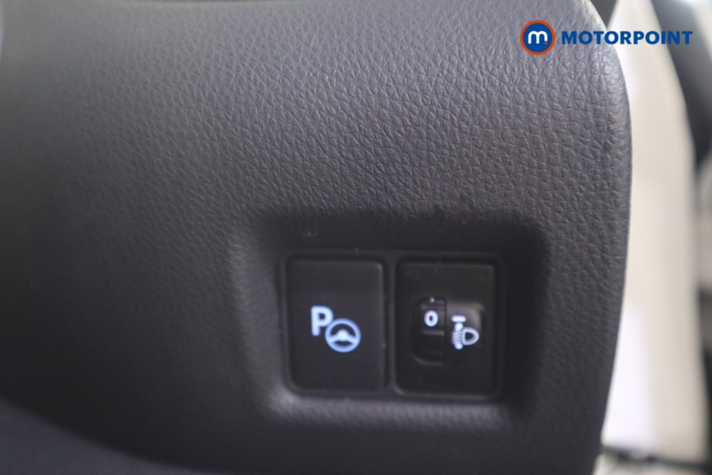 Toyota C-Hr Excel Manual Petrol SUV - Stock Number (1621536) - 12th supplementary image